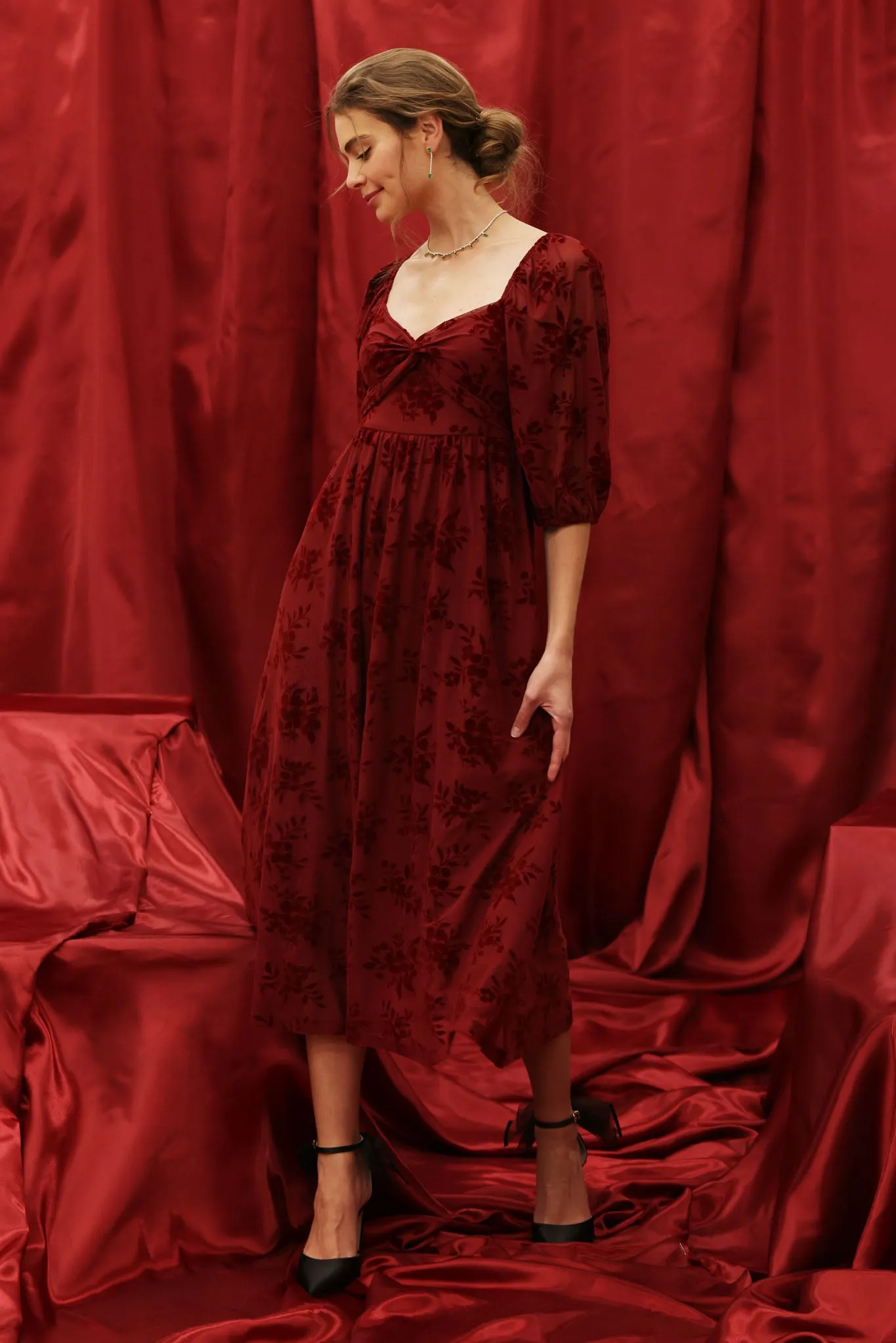 FLORAL VELVET LONG SLEEVE TWIST FRONT MIDI DRESS