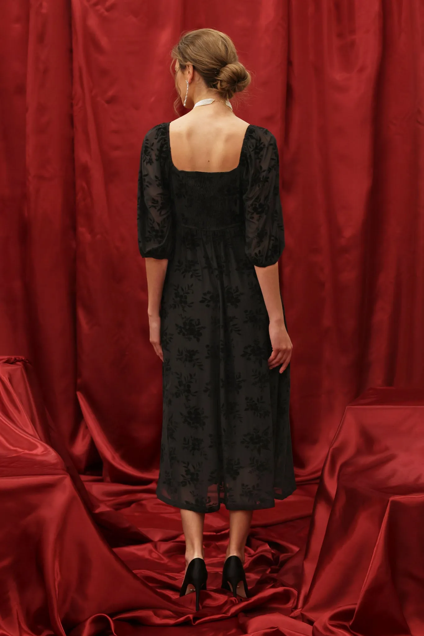 FLORAL VELVET LONG SLEEVE TWIST FRONT MIDI DRESS