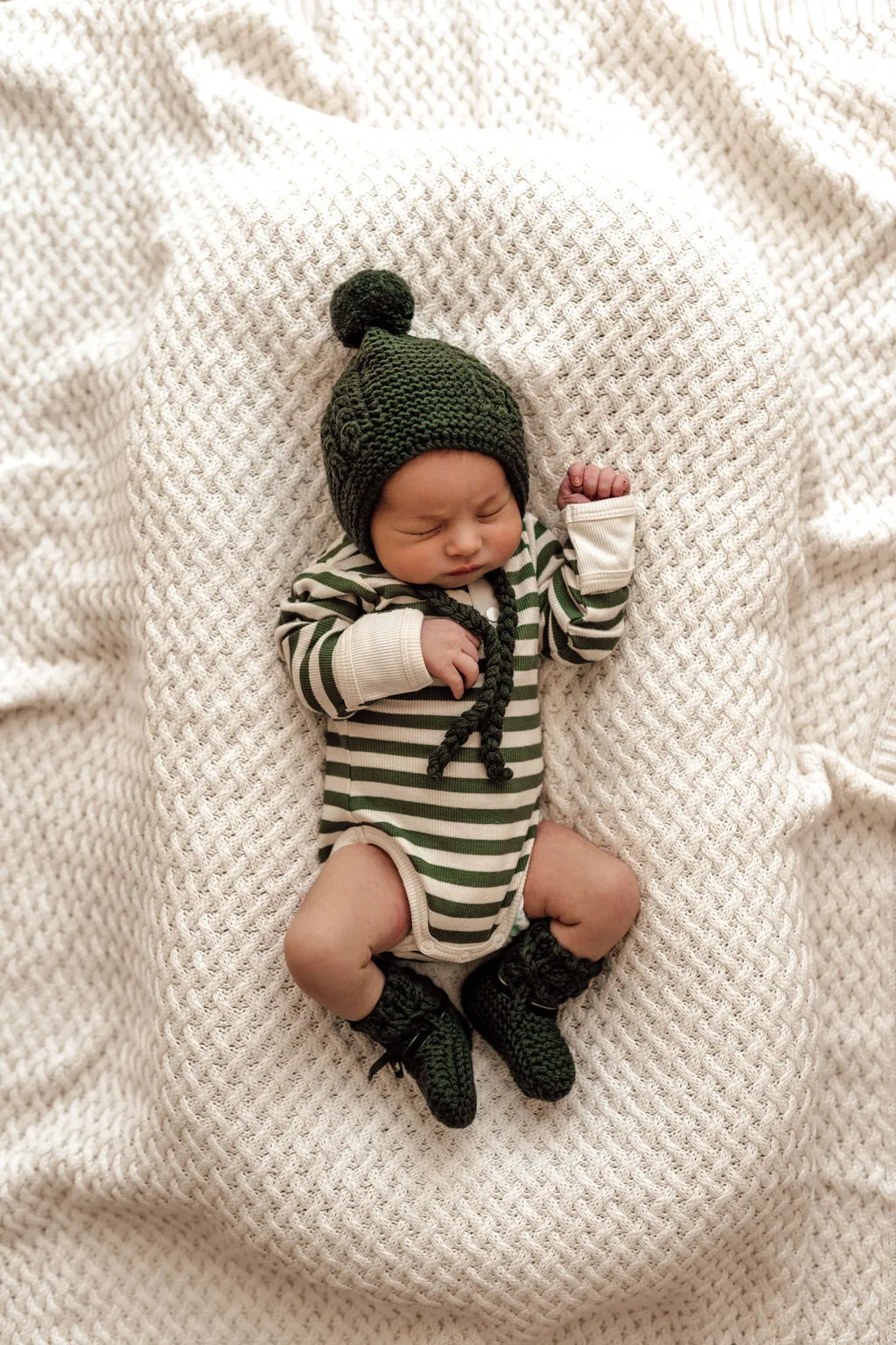 Merino Wool Baby Bonnet & Booties Set - Olive