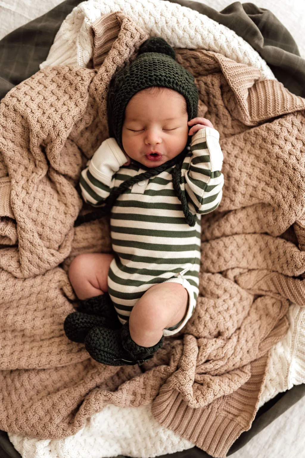 Merino Wool Baby Bonnet & Booties Set - Olive